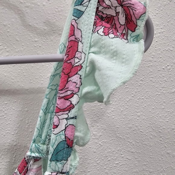 Torrid Ruffle Tanktop 0 - Picture 4 of 7